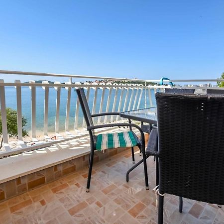 Apartments Silvana Rogoznica  Ngoại thất bức ảnh