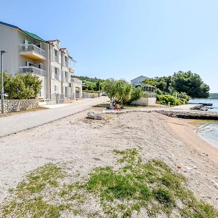 Apartments Silvana Rogoznica  Ngoại thất bức ảnh
