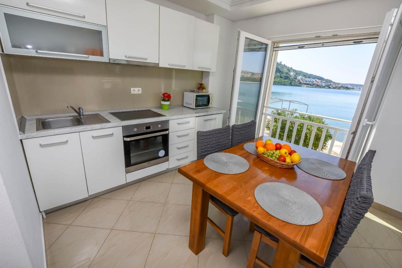 Apartments Silvana Rogoznica  Ngoại thất bức ảnh