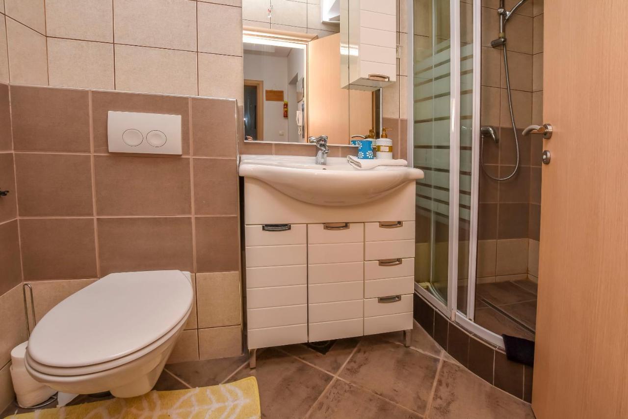 Apartments Silvana Rogoznica  Ngoại thất bức ảnh