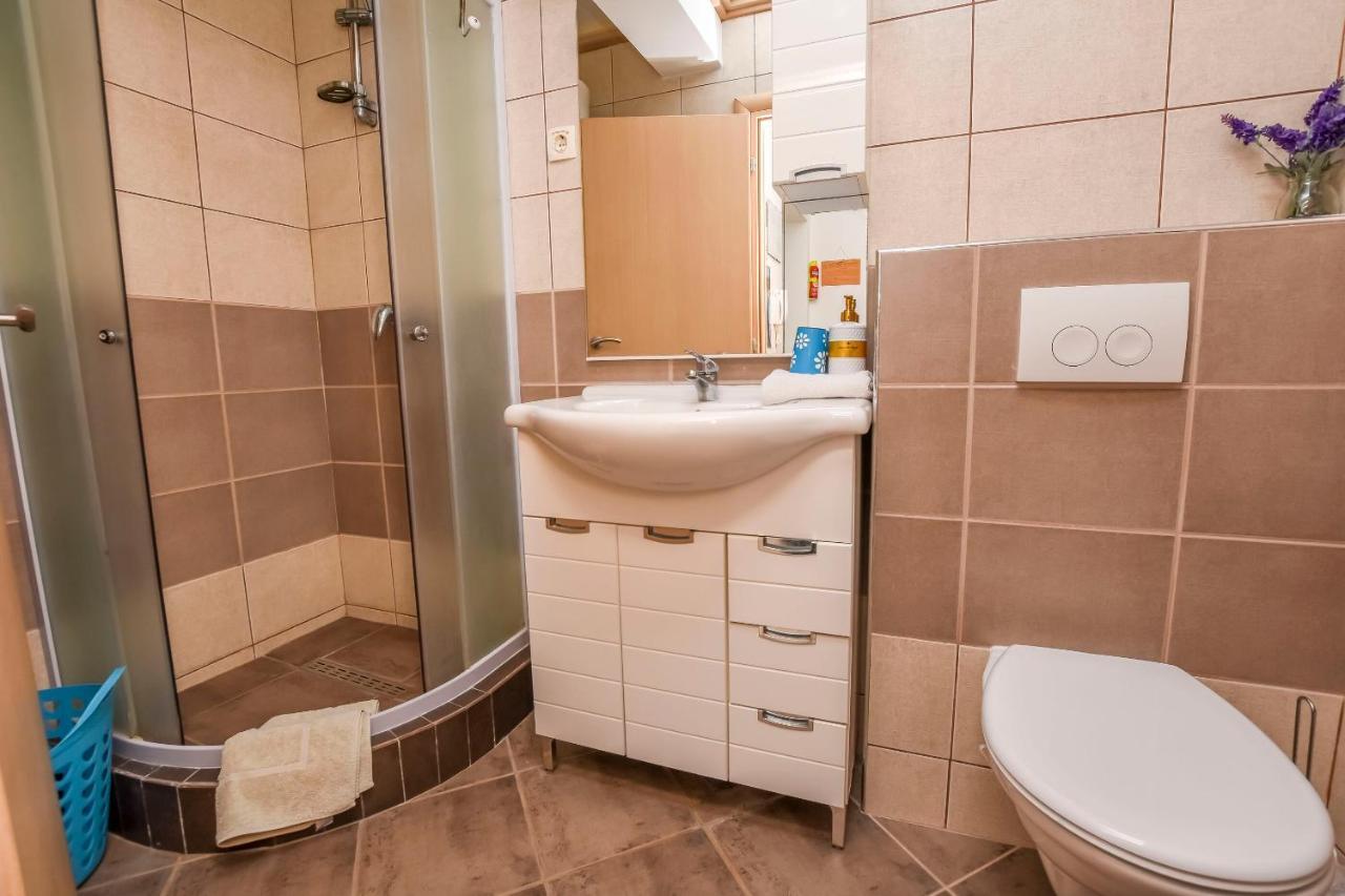 Apartments Silvana Rogoznica  Ngoại thất bức ảnh