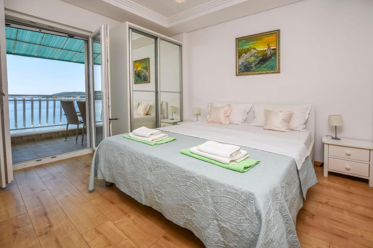 Apartments Silvana Rogoznica  Ngoại thất bức ảnh